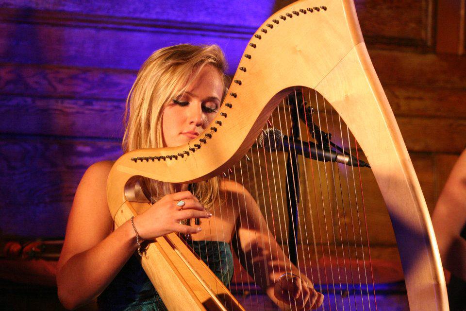 harp performance